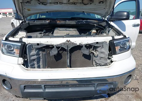 2010 Toyota Tundra Grade 4.6L V8 from USA, damaged, VIN 5TFRM5F19AX015002